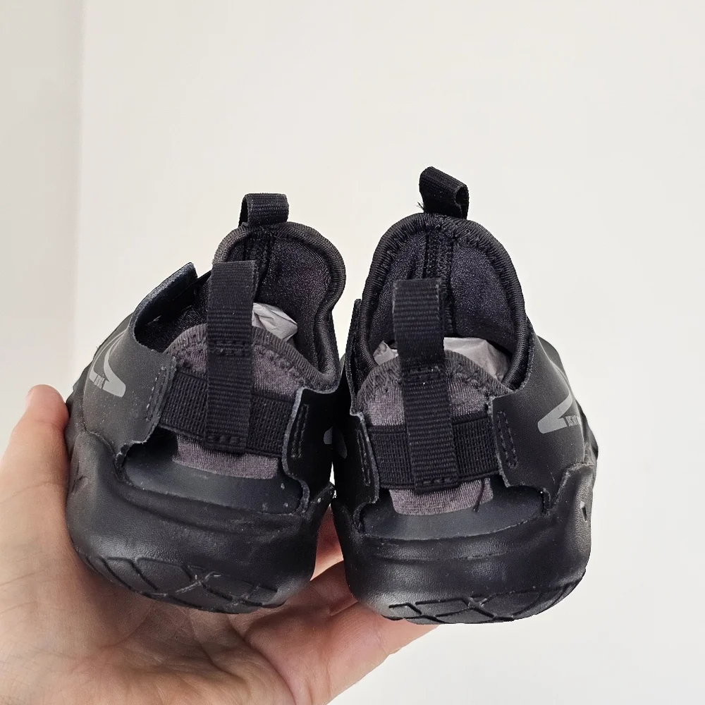 Nike Flex Runner 2 Toddler 10C Black Slip-On Sneakers DJ6039-001 Lightweight - Picture 7 of 13